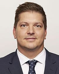 Portrét: Patrik Pařil