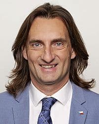 Oficiální fotografie: Denis Doksanský